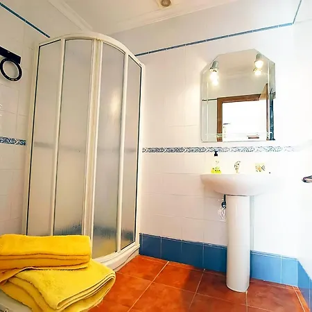 Apartamento Tranquilo Con Facil Aparcamiento Y Todas Las Comodidades - - Es-180-21 Conil De La Frontera