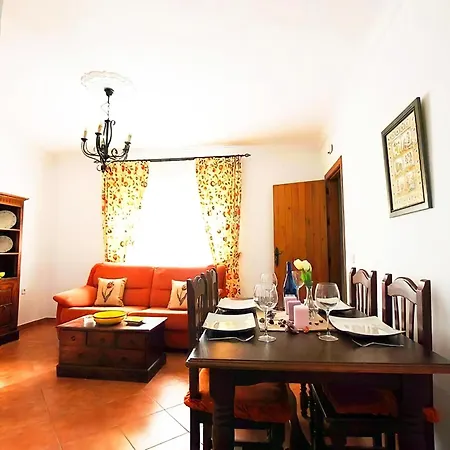 Apartment Apartamento Tranquilo Con Facil Aparcamiento Y Todas Las Comodidades - - Es-180-21