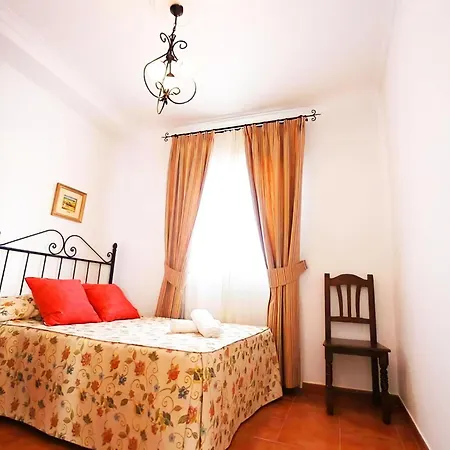 Apartamento Tranquilo Con Facil Aparcamiento Y Todas Las Comodidades - - Es-180-21 Apartment *